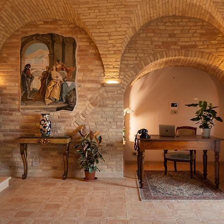 Отель Palazzo La Torre Moresco Экстерьер фото