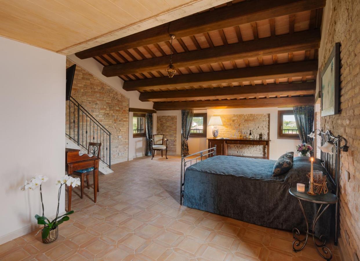 Отель Palazzo La Torre Moresco Экстерьер фото