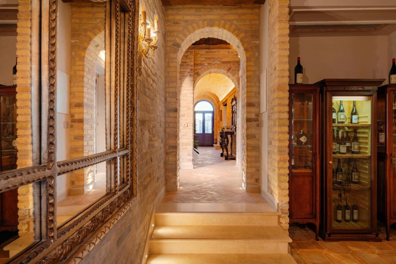 Отель Palazzo La Torre Moresco Экстерьер фото
